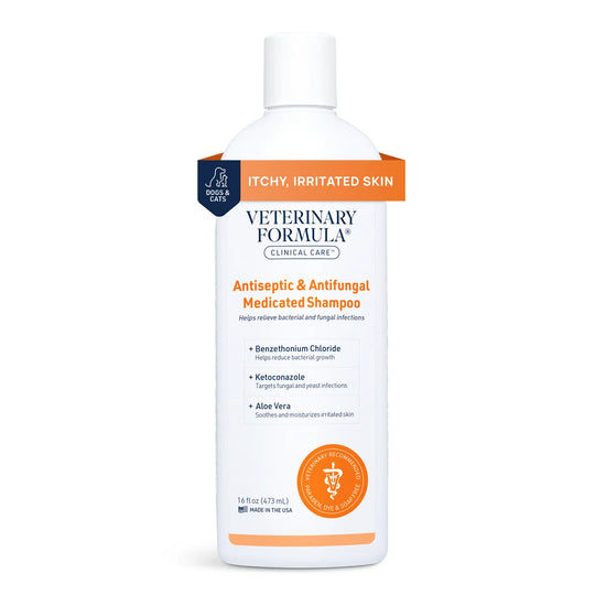 Clinical Care Antiseptic and Antifungal Medicated Shampoo for Dogs & Cats, 16Oz